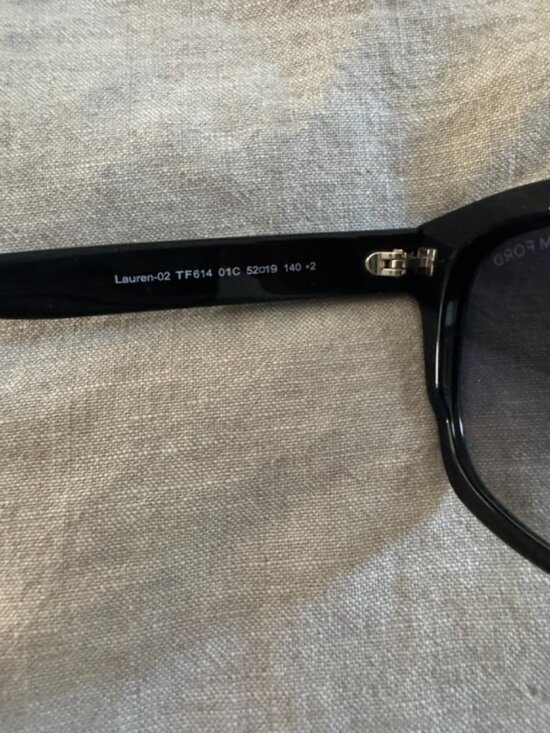 Tom Ford Lauren Sunglasses - Black main image 9